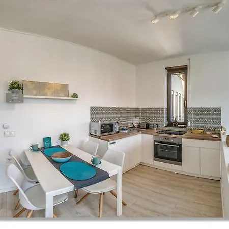 Sunny Deluxe Apt. & Terrace Apartament Budapeszt