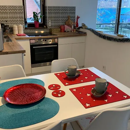 Sunny Deluxe Apt. & Terrace