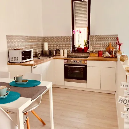 Sunny Deluxe Apt. & Terrace 公寓 布达佩斯