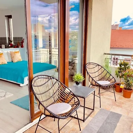아파트 Sunny Deluxe Apt. & Terrace *