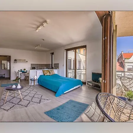 아파트 Sunny Deluxe Apt. & Terrace *