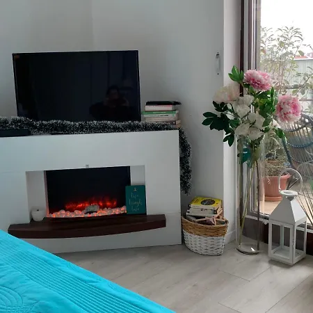 아파트 Sunny Deluxe Apt. & Terrace