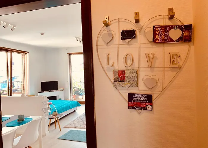 شقة Sunny Deluxe Apt. & Terrace