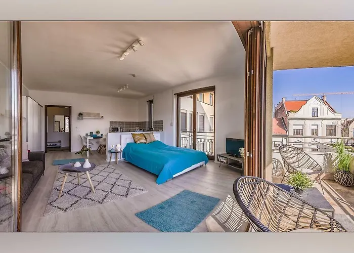 شقة Sunny Deluxe Apt. & Terrace *