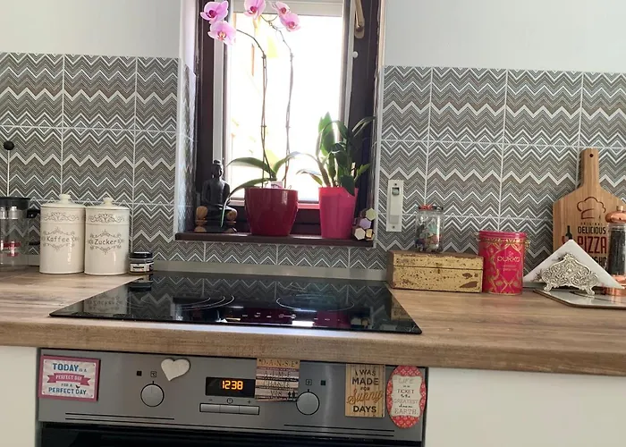 Sunny Deluxe Apt. & Terrace * بودابست