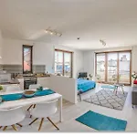 Sunny Deluxe Apt. & Terrace Appartement Budapest