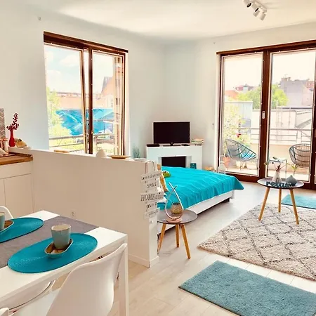 Sunny Deluxe Apt. & Terrace Lägenhet