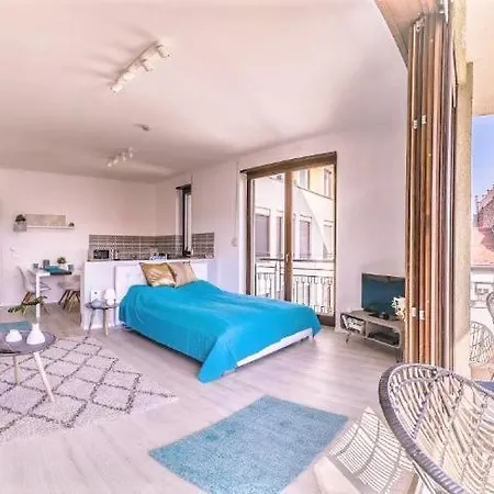 Lägenhet Sunny Deluxe Apt. & Terrace Budapest