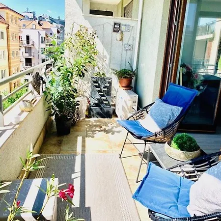Sunny Deluxe Apt. & Terrace Lägenhet *